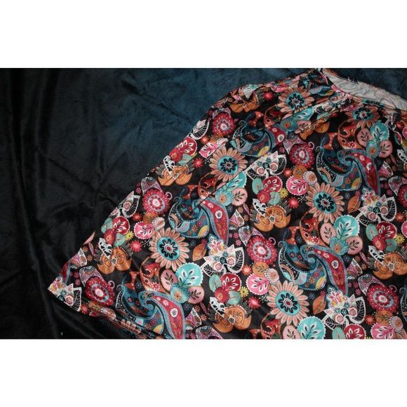 La Mode Paisley Spaghetti Strap Tank Size 2XL - Picture 3 of 5